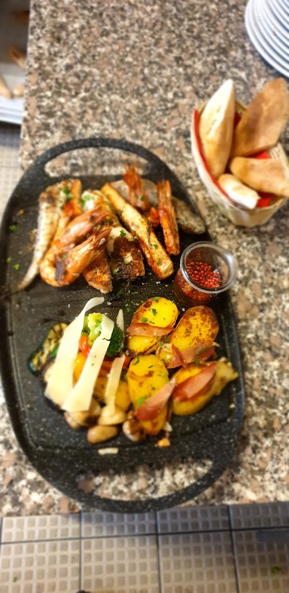 Ristorante Pizzeria Da Michele-9